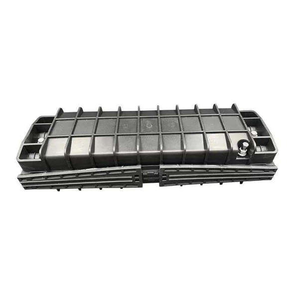 What is the working principle of a closed busbar trunking 