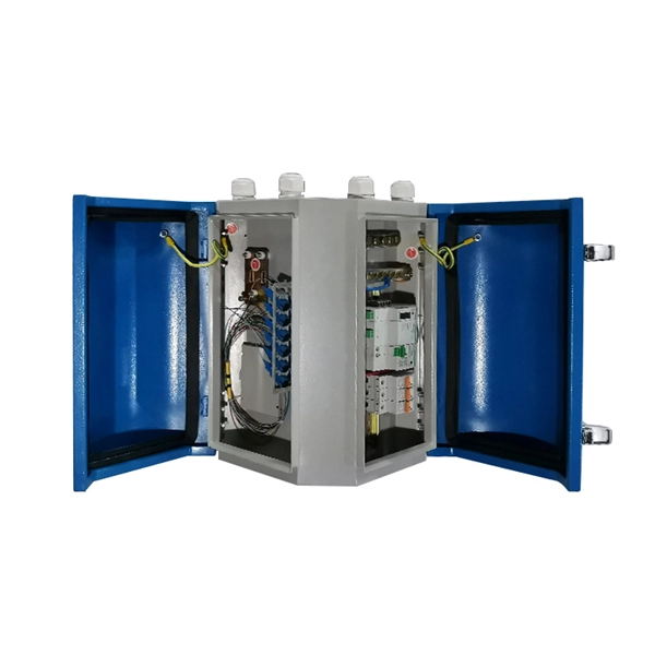 Lightning protection and grounding requirements for fiber optic cable junction boxes