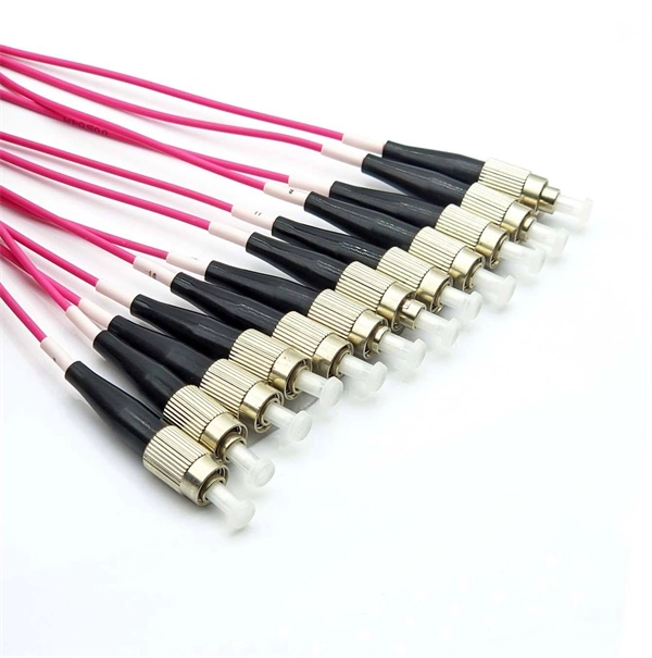 Does the RX port on a single-mode fiber optic cable not need to be connected 